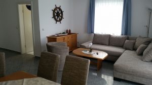 Wohnzimmer mit Schlafcouch