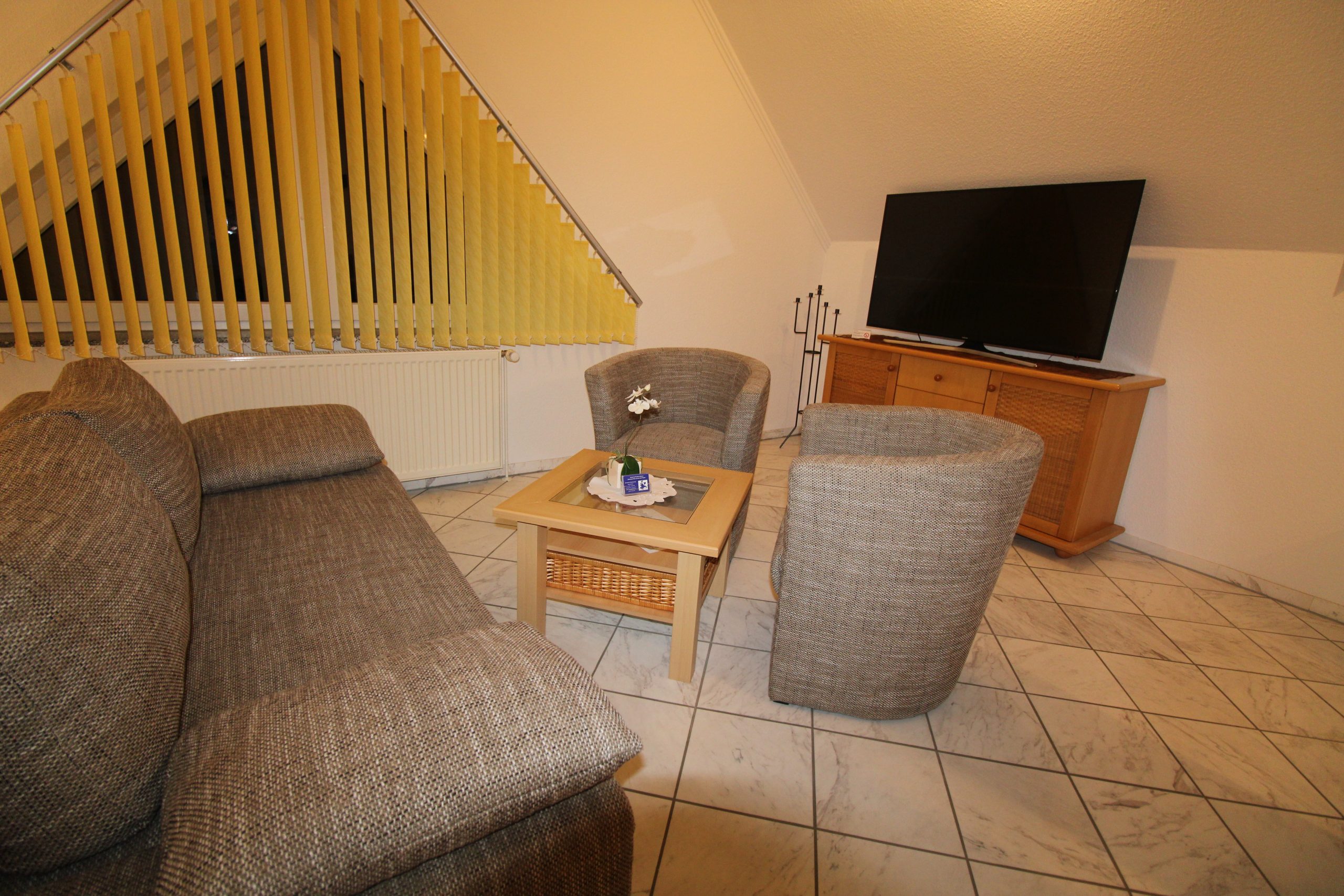 Wohnzimmer mit Schlafcouch