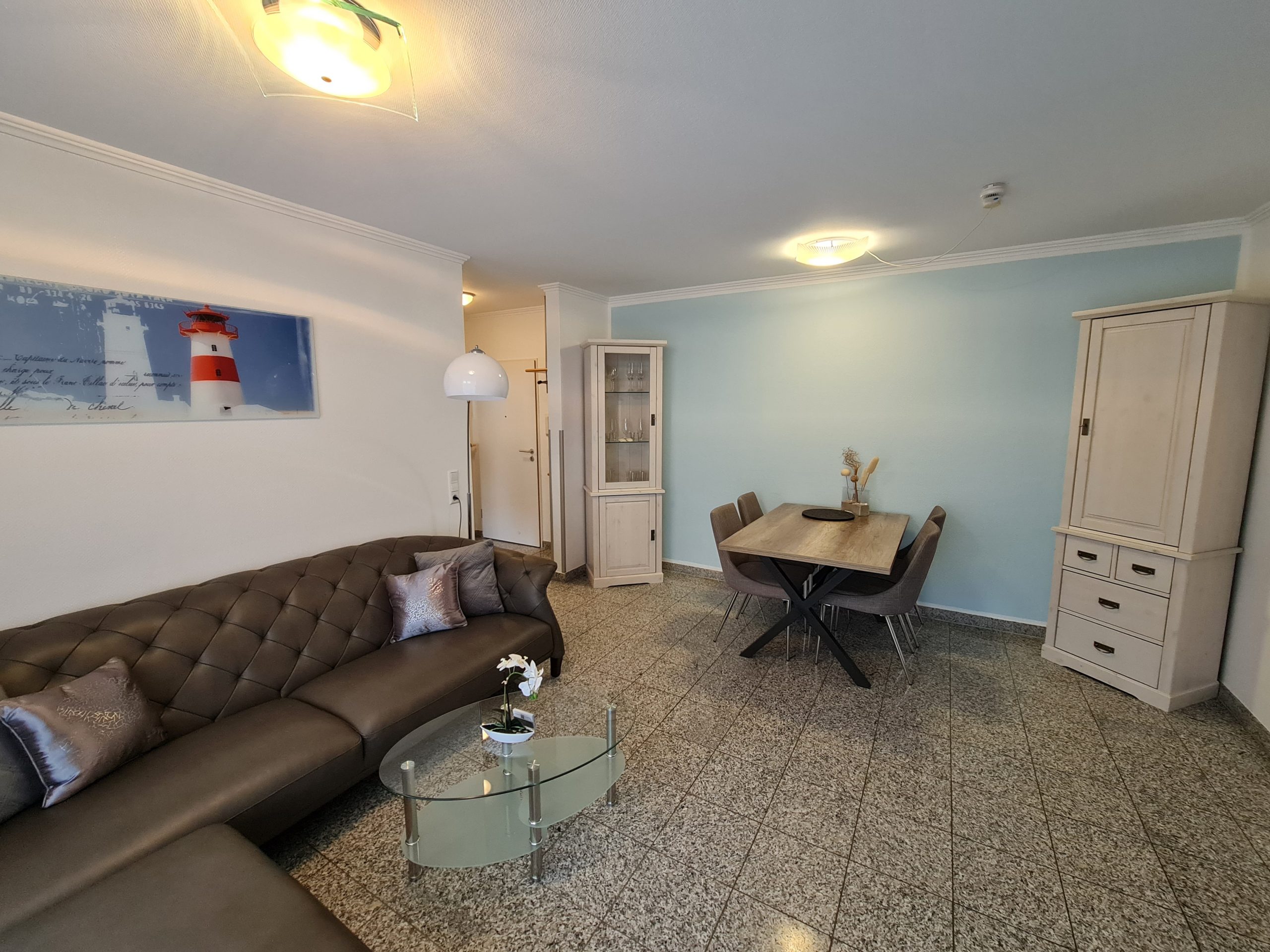 Wohnzimmer mit Essplatz