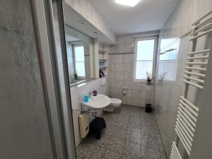 Bad mit Dusche